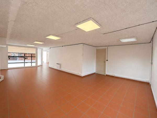 TOULOUSE - SAINT-GEORGES MURS COMMERCIAUX DE 165.72 m2 , Toulouse