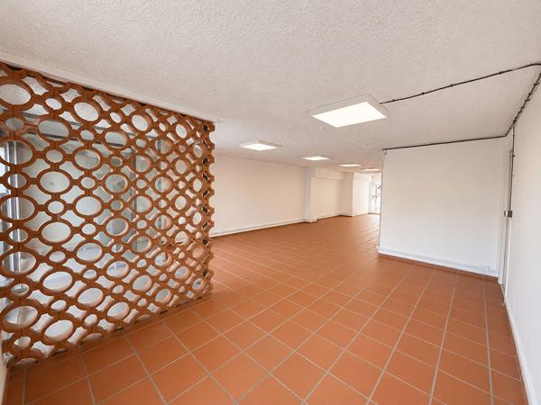 TOULOUSE - SAINT-GEORGES MURS COMMERCIAUX DE 165.72 m2 , Toulouse