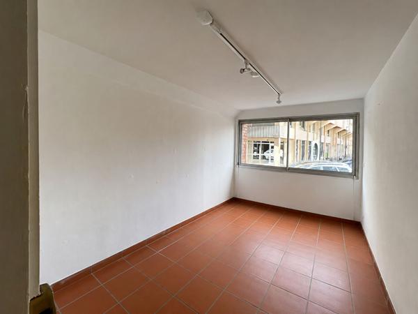 TOULOUSE - SAINT-GEORGES MURS COMMERCIAUX DE 165.72 m2 , Toulouse