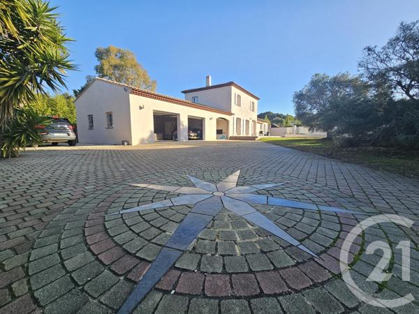 Maison à vendre  6 pièces - 152 m2 SIX FOURS LES PLAGES - 83