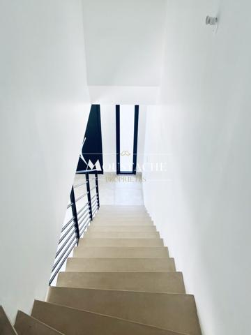VILLA AU STYLE CONTEMPORAIN AVEC PATIO - 200 M DU CENTRE-VILLE DE VAUX SUR MER -