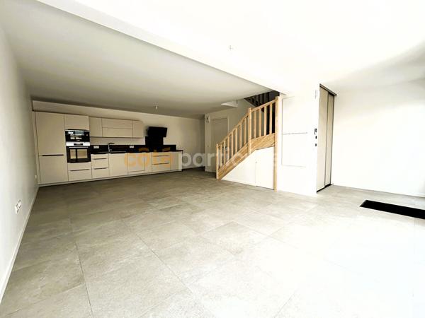 Vente
                Maison105 m² - 4 Pièces -
                    LES MATHES (17570)