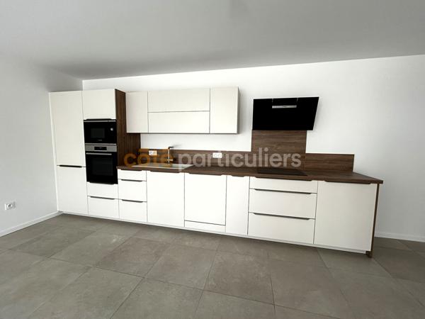 Vente
                Maison105 m² - 4 Pièces -
                    LES MATHES (17570)