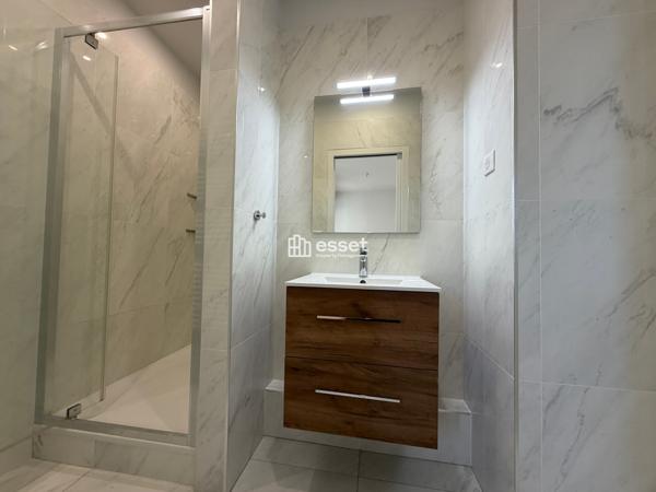 Location Appartement 2 pièces 55.21 m² - Saint-cloud 92210