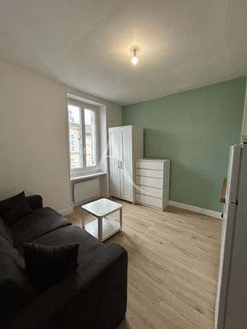 STUDIO MEUBLE - Jonzac Hyper Centre 16.15 m2