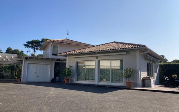 Maison à vendre    3 pièces • 132,34 m2 Capbreton