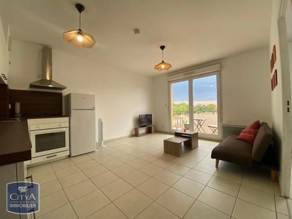 Appartement à louer 2 pièces 36m² Le Pontet (84130)