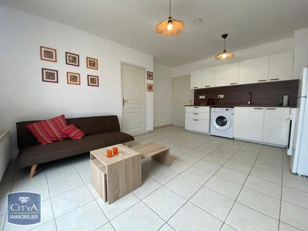 Appartement à louer 2 pièces 36m² Le Pontet (84130)
