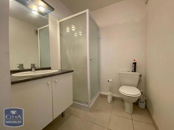 Appartement à louer 2 pièces 36m² Le Pontet (84130)