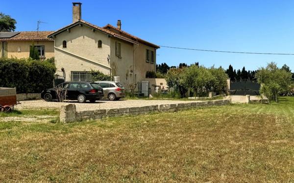 Maison à vendre    6 pièces •  Beaucaire