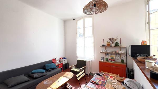 Immeuble de 198 m² centre-ville d'Arles