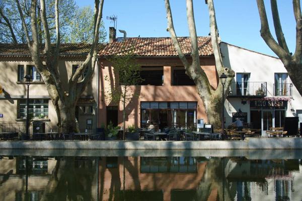 Cucuron, magnifique duplex T3 rénové avec terrasse