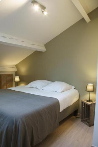 Cucuron, magnifique duplex T3 rénové avec terrasse