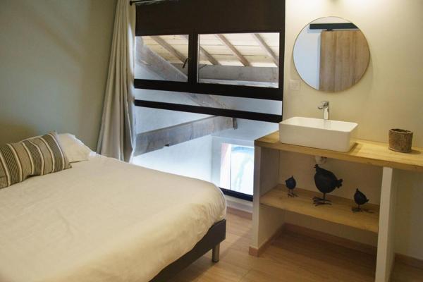 Cucuron, magnifique duplex T3 rénové avec terrasse