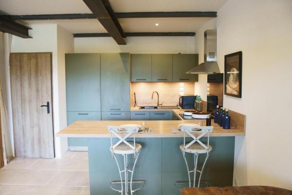 Cucuron, magnifique duplex T3 rénové avec terrasse