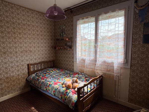 PAVILLON INDIVIDUEL 3/4 CHAMBRES AVEC GRAND JARDIN