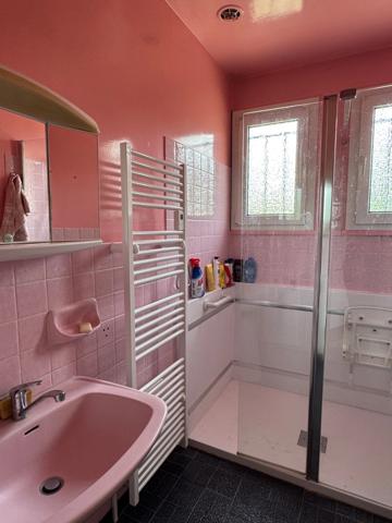 PAVILLON INDIVIDUEL 3/4 CHAMBRES AVEC GRAND JARDIN