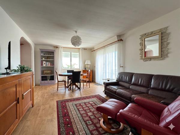 Vente
                Maison112,72 m² - 4 Pièces -
                    SAUJON (17600)