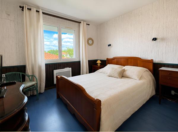 Vente
                Maison112,72 m² - 4 Pièces -
                    SAUJON (17600)