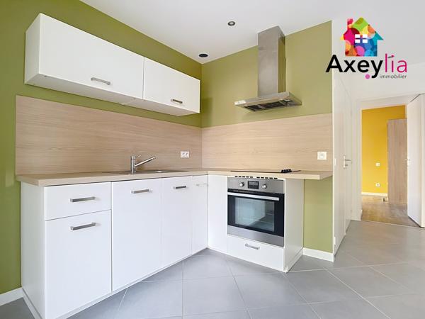 Roanne () A VENDRE - ROANNE CENTRE - APPARTEMENT T2 ENTIÈREMENT RÉNOVÉ EN REZ-DE-JARDIN AVEC COURETTE