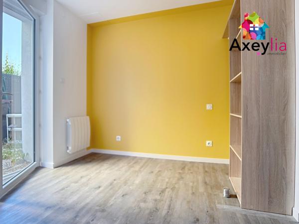 Roanne () A VENDRE - ROANNE CENTRE - APPARTEMENT T2 ENTIÈREMENT RÉNOVÉ EN REZ-DE-JARDIN AVEC COURETTE