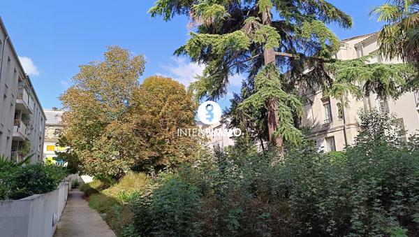 Appartement 2 pièces - 46m² - Bordeaux - Saint Michel 213 150 € f t
