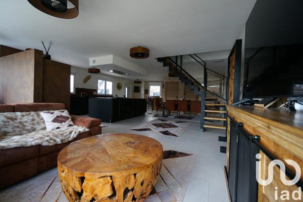 Maison 5 pièces de 140 m² à Harnes (62440)