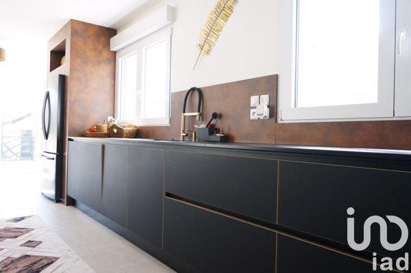 Maison 5 pièces de 140 m² à Harnes (62440)