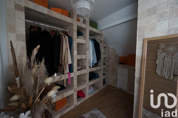 Maison 5 pièces de 140 m² à Harnes (62440)