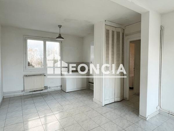 Location Appartement 4 pièces 62.3 m² - 46 ALLEE DU PLATEAU Le Raincy 93340