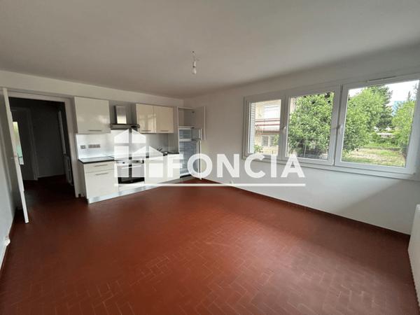 Location Appartement 3 pièces 54 m² - 25 AVENUE DES CARRES Annecy Le Vieux 74940