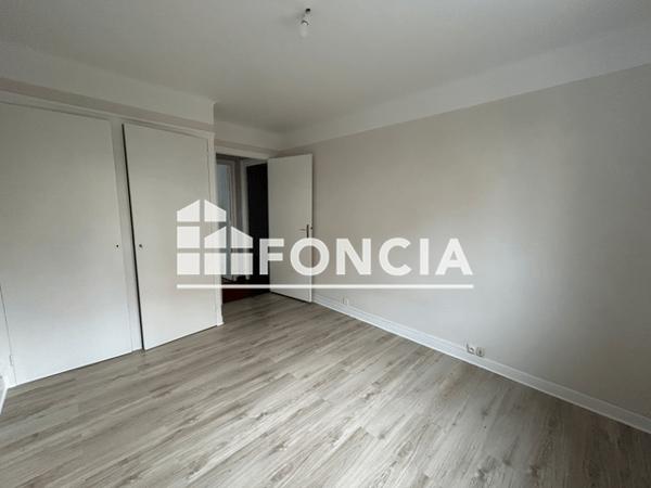 Location Appartement 3 pièces 54 m² - 25 AVENUE DES CARRES Annecy Le Vieux 74940