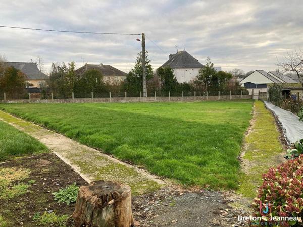 Terrain constructible à 15 min de Laval