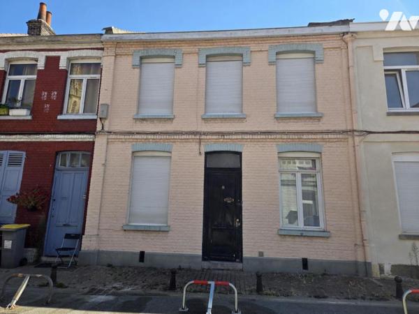 QUARTIER VAUBAN/ GAMBETTA - MAISON 1930 A RAFFRAICHIR - 68 M2 HAB - COUR - UN PARKING -