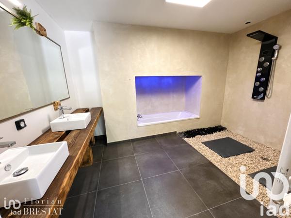 Maison à vendre 6 pièces 192 m² Oloron-Sainte-Marie