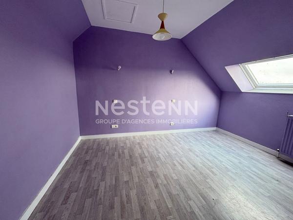 Immeuble a vendre a Plumeliau - 1 local commercial et 1 appartement de 3 chambres.