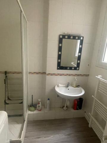 A LOUER STUDIO 25m² GROSSE HORLOGE ,  La rochelle