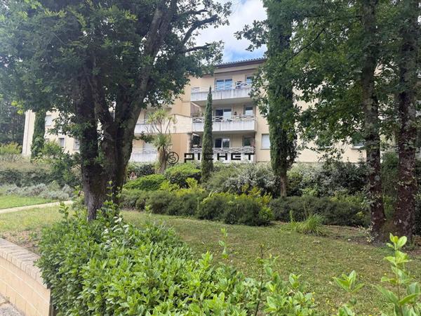 Appartement 2 pièces 45 m² PESSAC - 33600