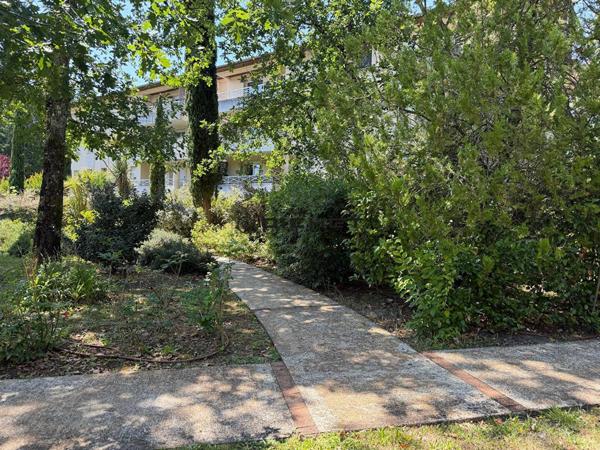 Appartement 2 pièces 45 m² PESSAC - 33600