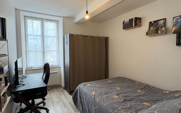 Maison à vendre    4 pièces •  Brigueil-le-Chantre