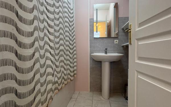 Maison à vendre    4 pièces •  Brigueil-le-Chantre