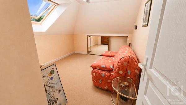 Maison vie de plain pied 6 pièce(s) 149.42 m2