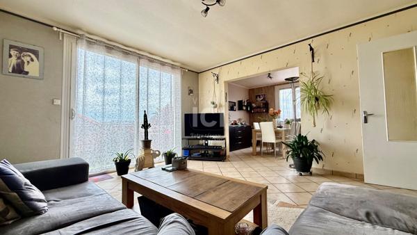 Maison vie de plain pied 6 pièce(s) 149.42 m2