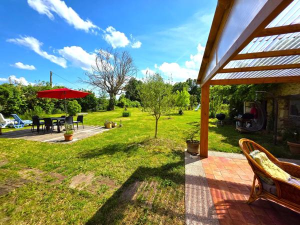 Au coeur de la campagne baugeoise, Longère de charme sur 2Hectares !