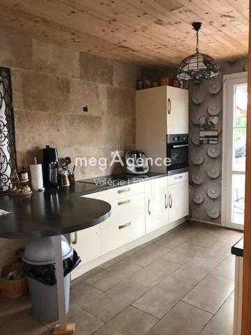 Maison à CASTETS ET CASTILLON, 33210 - 4 pièces 86m²