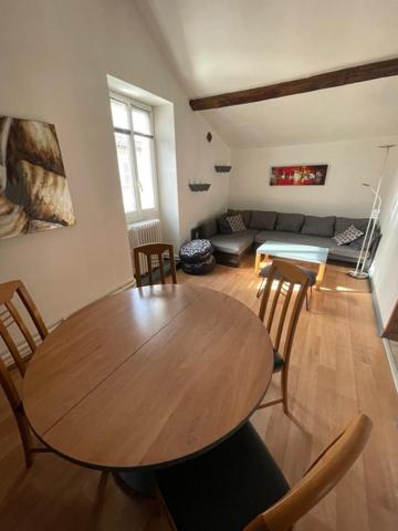 Rare à la vente: Immeuble de 5 appartements