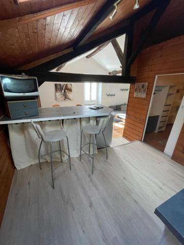 Rare à la vente: Immeuble de 5 appartements