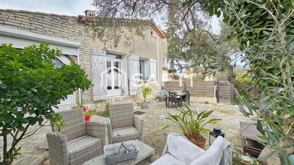 Duplex de charme 79 m² dans maison en pierre – petite copropriété de 5 logements