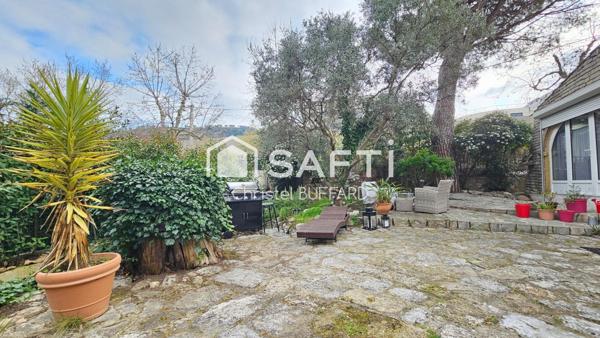 Duplex de charme 79 m² dans maison en pierre – petite copropriété de 5 logements