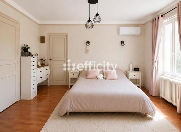 Maison
         6 pièces
        - 126 m² 335 000 € *